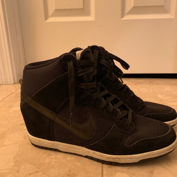 nike wedge sneakers size 10